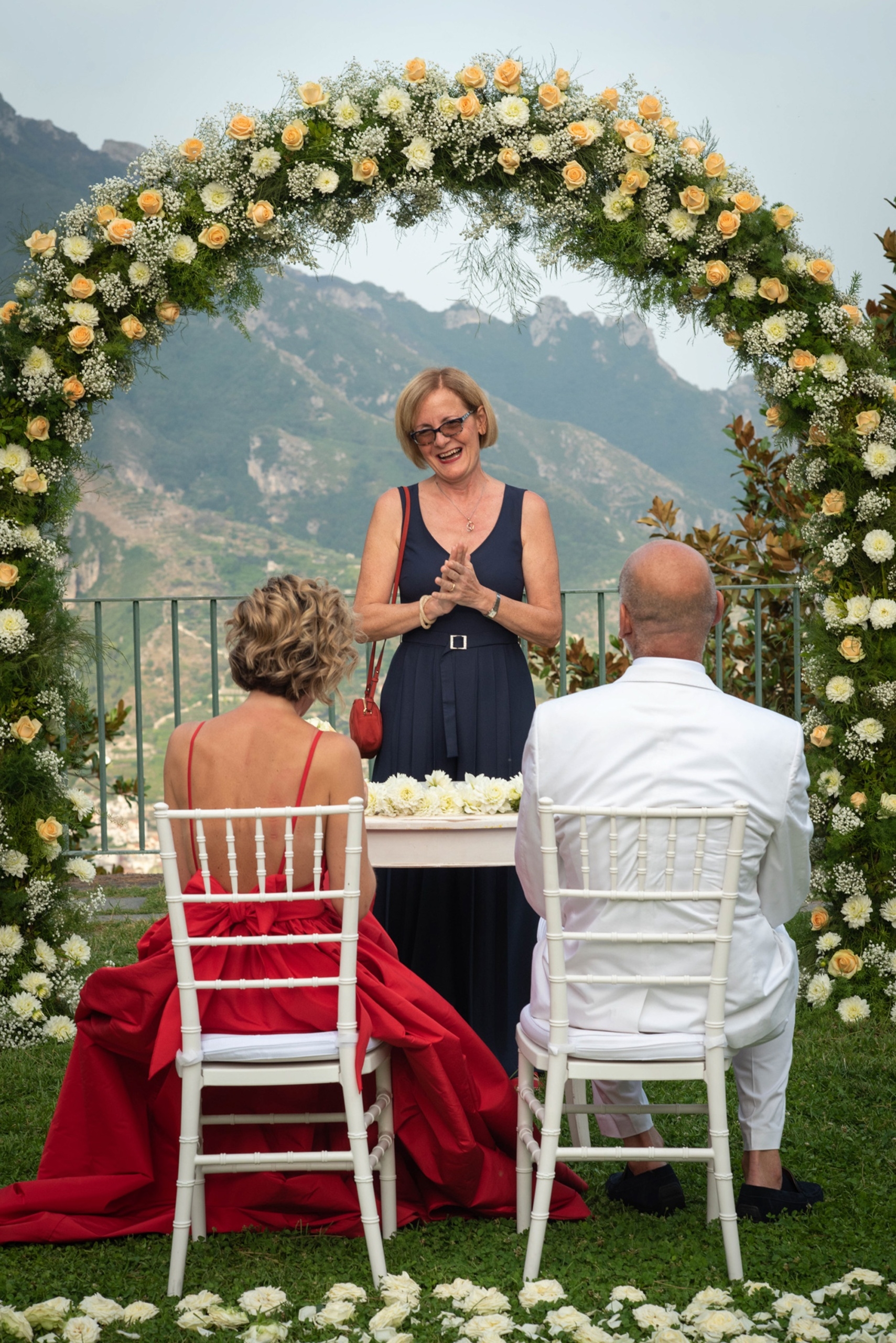 civil-wedding-ceremony in ravello