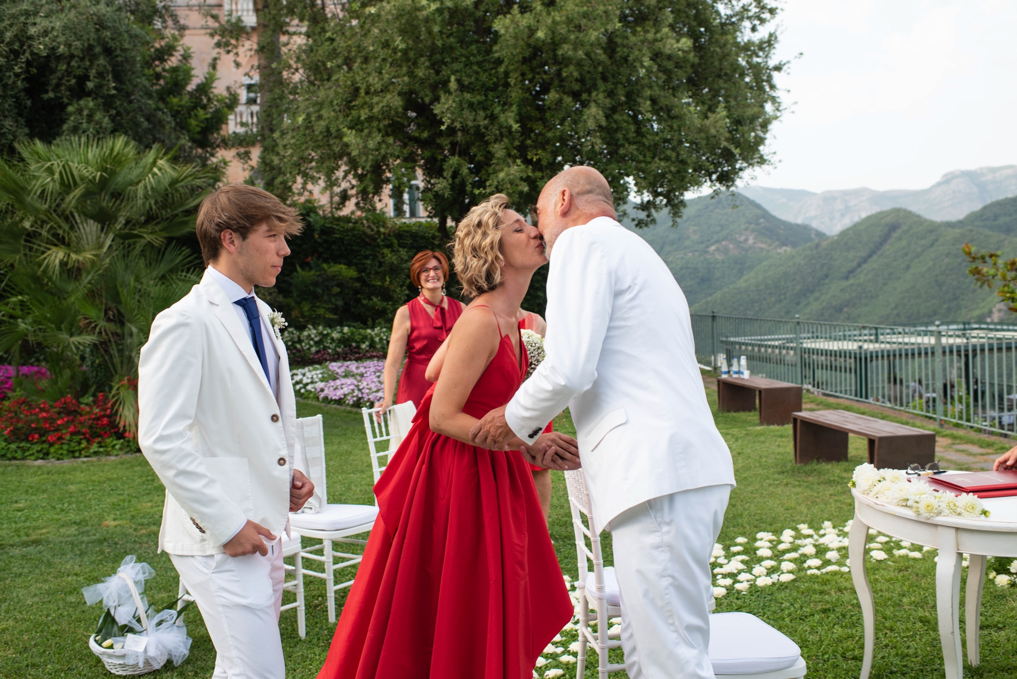 civil-wedding-ceremony in ravello