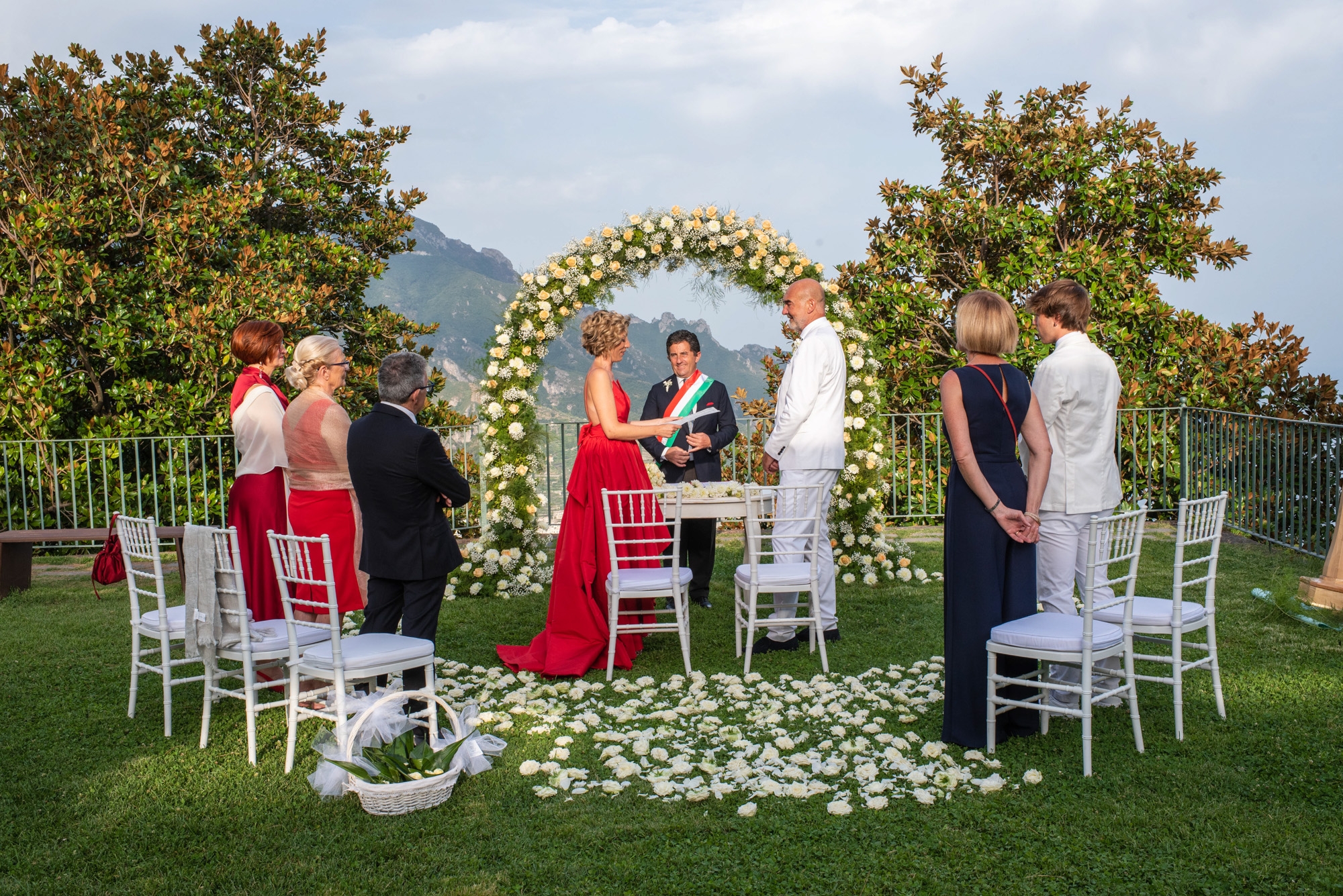 civil-wedding-ceremony in ravello