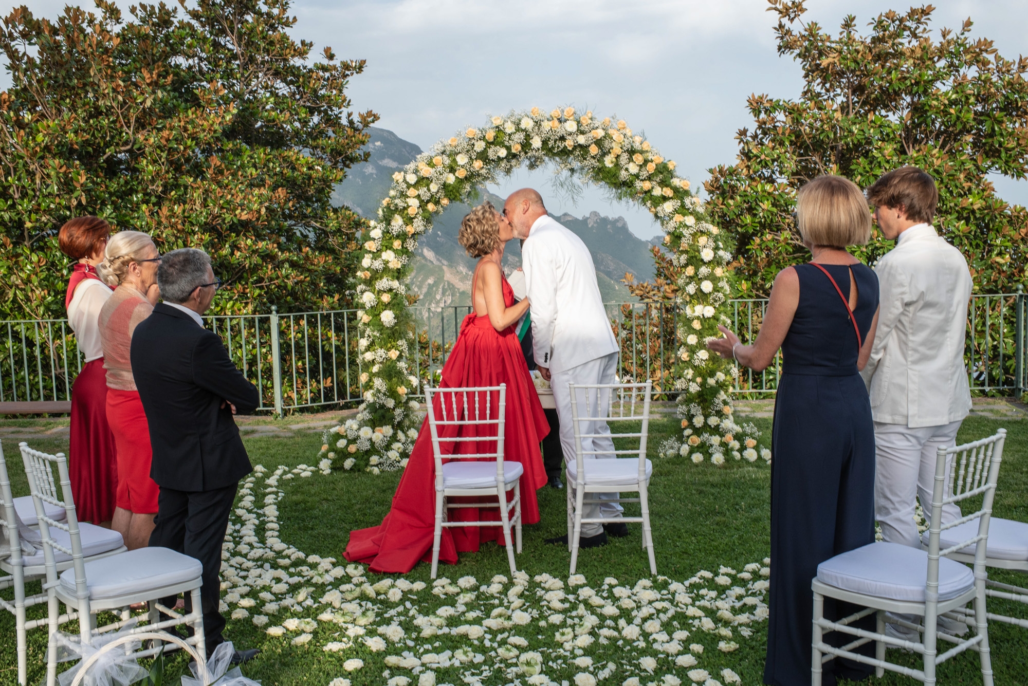 civil-wedding-ceremony in ravello