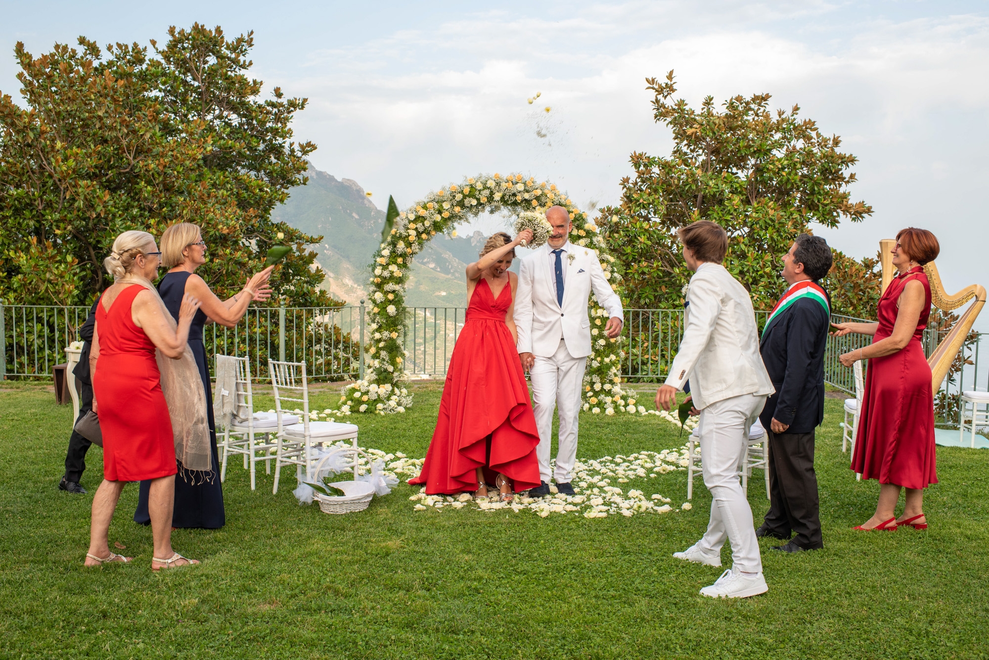 civil-wedding-ceremony in ravello